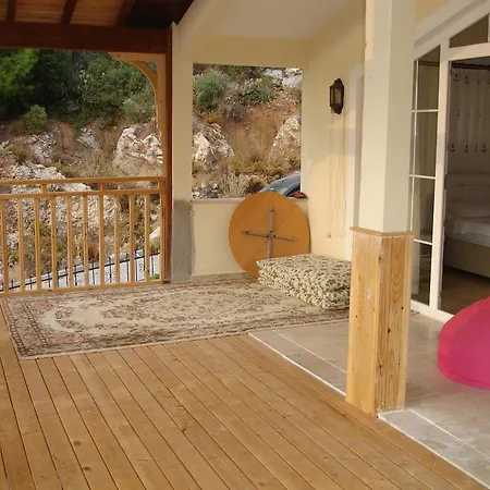 Villa Green World *